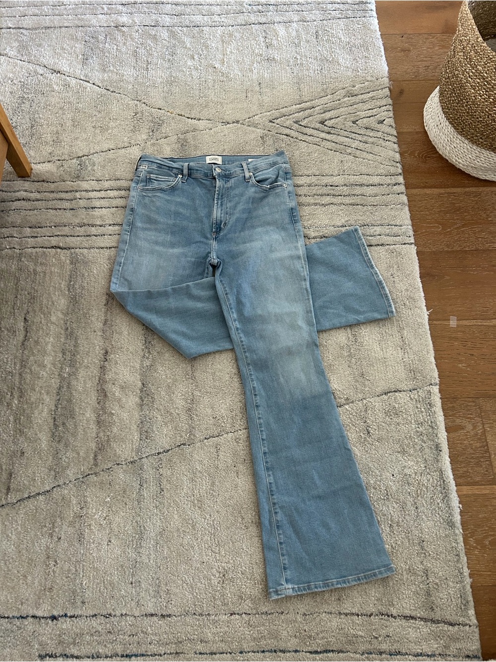 Light Blue Women's Straight-Leg Jeans